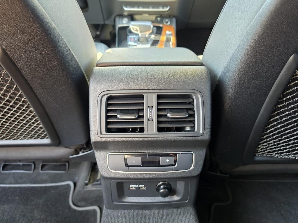 Audi Q5 Premium Plus 45 TFSI quattro 2021