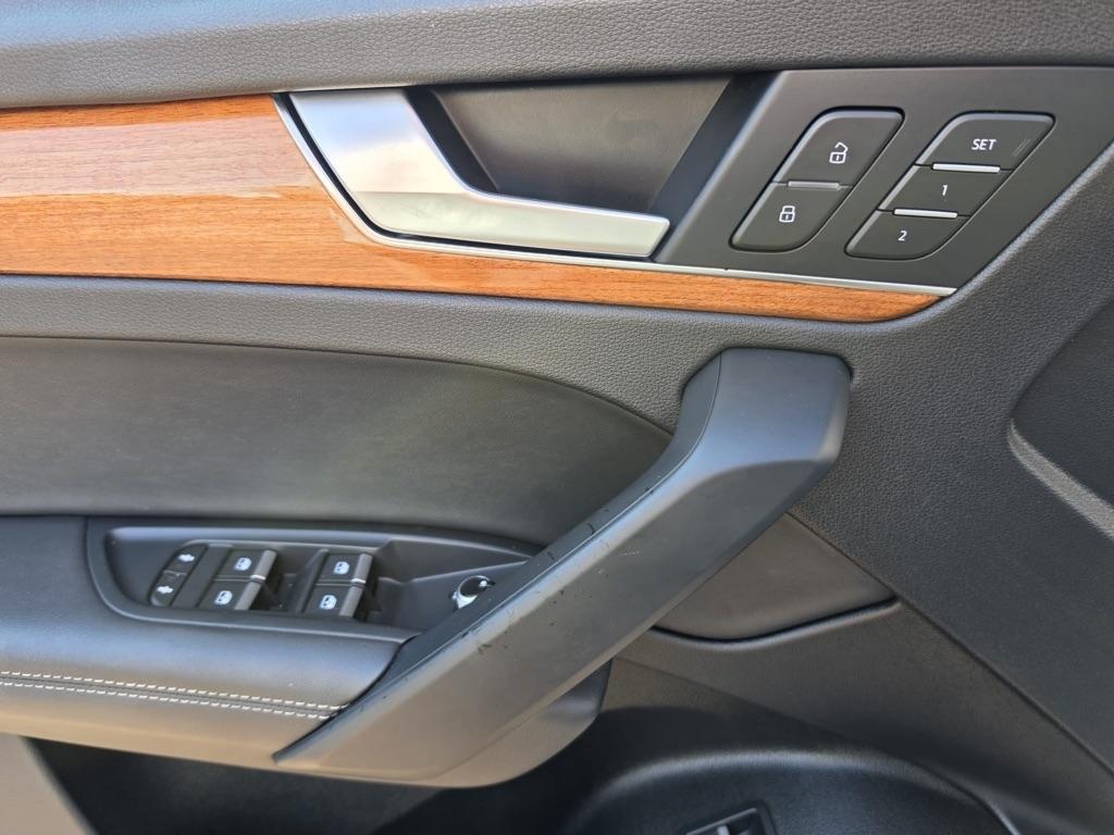 Audi Q5 Premium Plus 45 TFSI quattro 2021