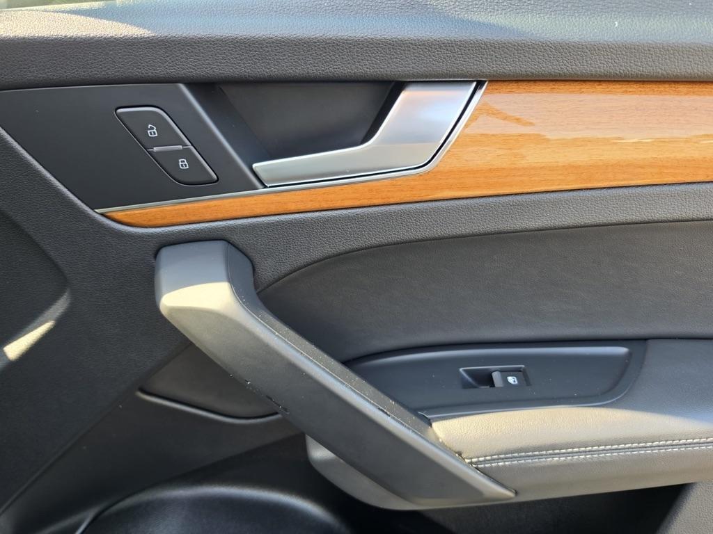 Audi Q5 Premium Plus 45 TFSI quattro 2021