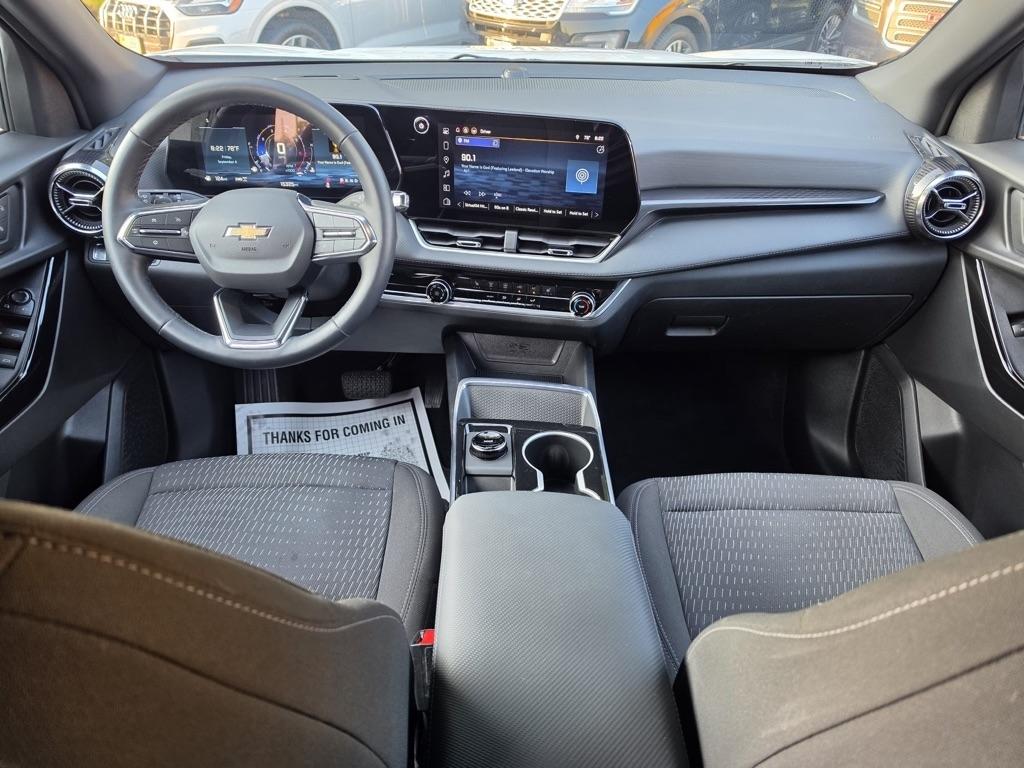 Chevrolet Equinox AWD 4dr LT w/2LT 2026