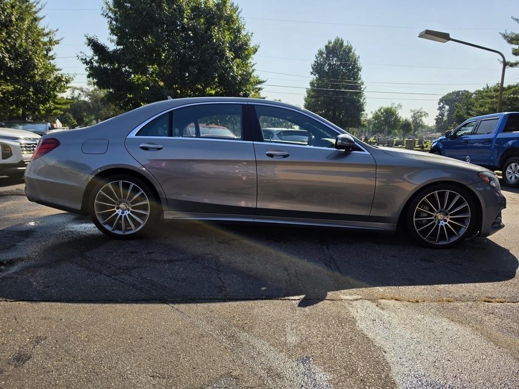 Mercedes-Benz S-Class 4dr Sdn S 550 RWD 2015