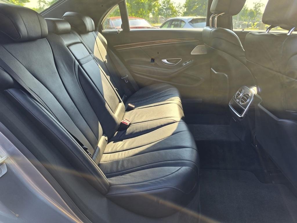 Mercedes-Benz S-Class 4dr Sdn S 550 RWD 2015