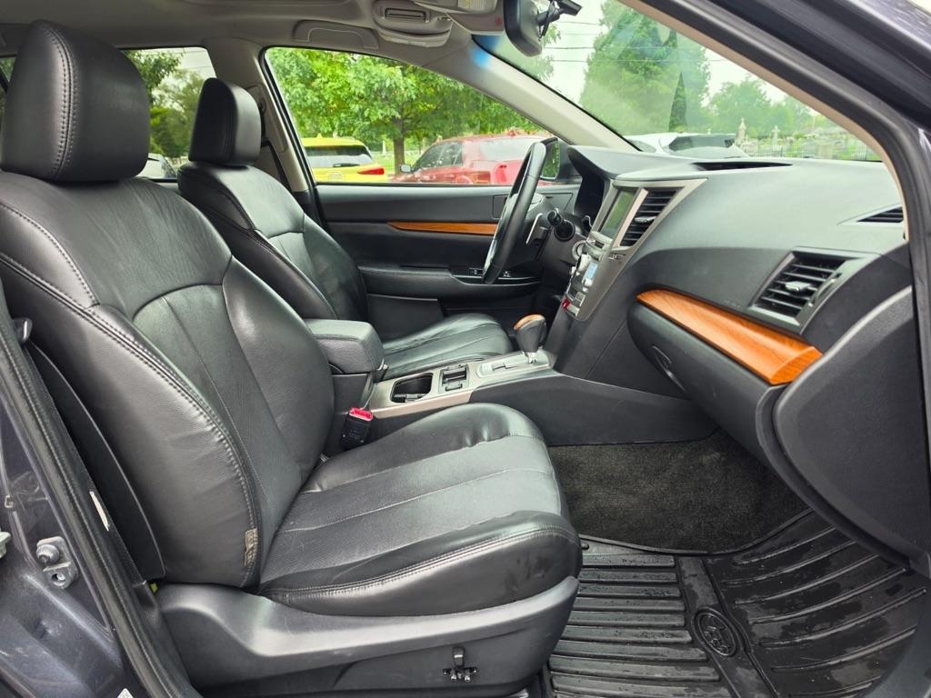 Subaru Outback 4dr Wgn H6 Auto 3.6R Limited 2013