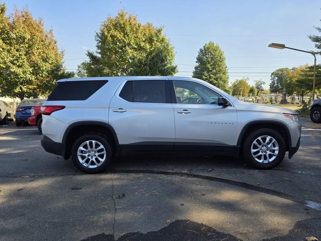 Chevrolet Traverse FWD 4dr LS w/1LS 2018