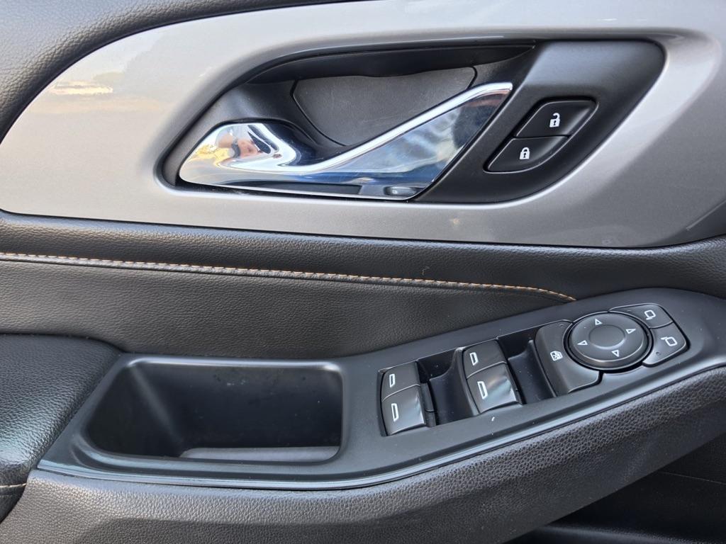 Chevrolet Traverse FWD 4dr LS w/1LS 2018