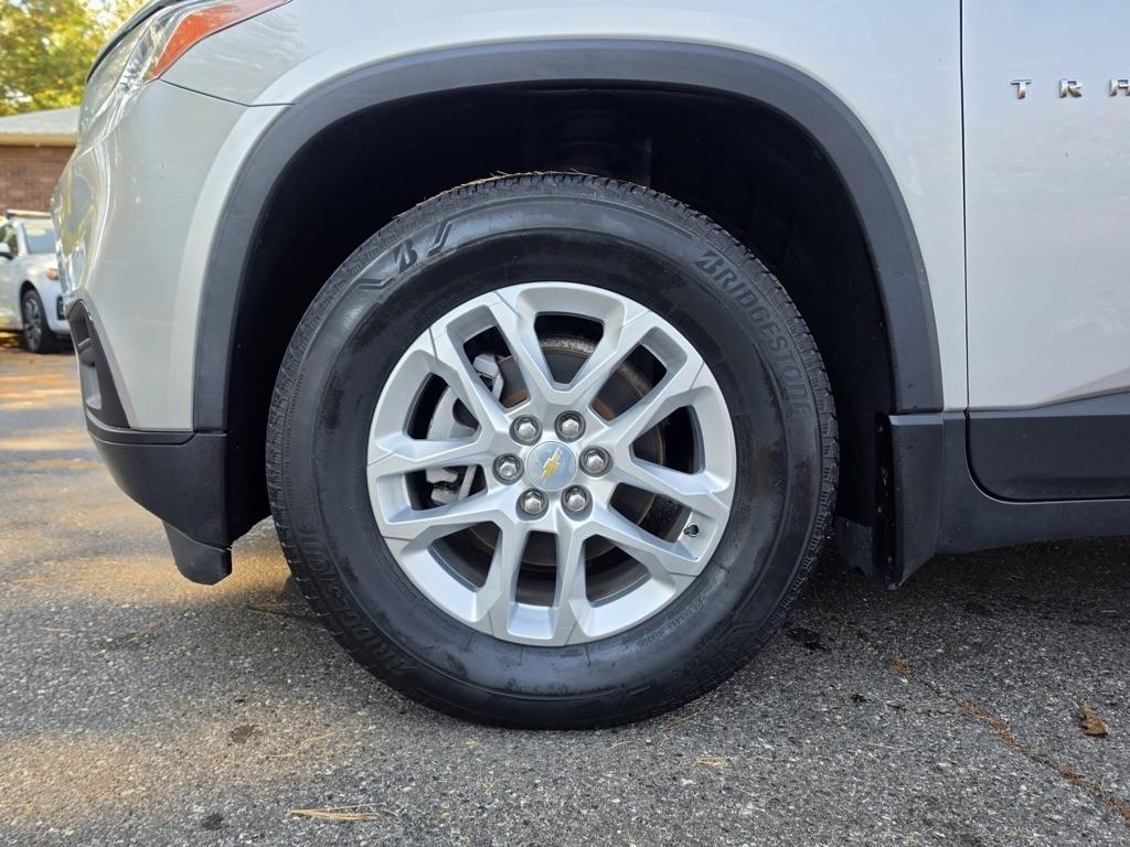 Chevrolet Traverse FWD 4dr LS w/1LS 2018
