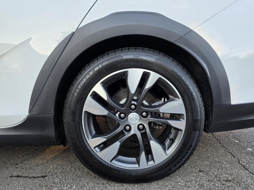 Buick Regal TourX 5dr Wgn Preferred AWD 2018
