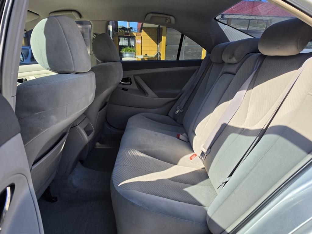 Toyota Camry 4dr Sdn I4 Auto XLE (Natl) 2007
