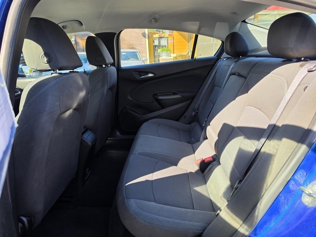 Chevrolet Cruze 4dr Sdn LT 2019