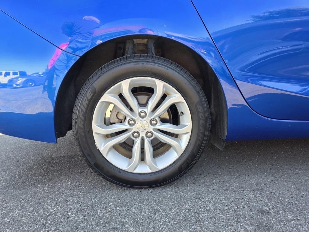 Chevrolet Cruze 4dr Sdn LT 2019