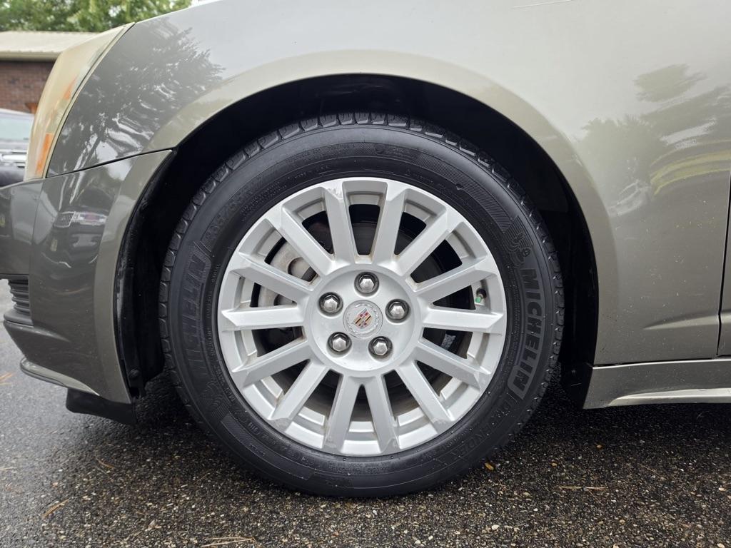 Cadillac CTS Sedan 4dr Sdn 3.0L Luxury AWD 2011
