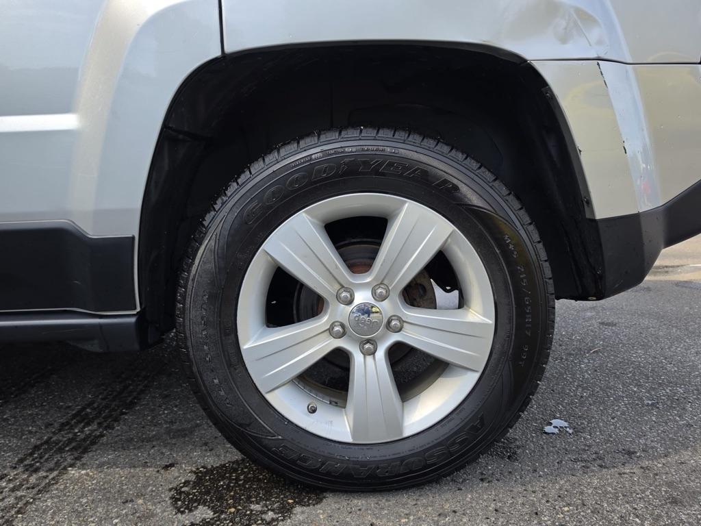 Jeep Patriot 4WD 4dr Sport 2012