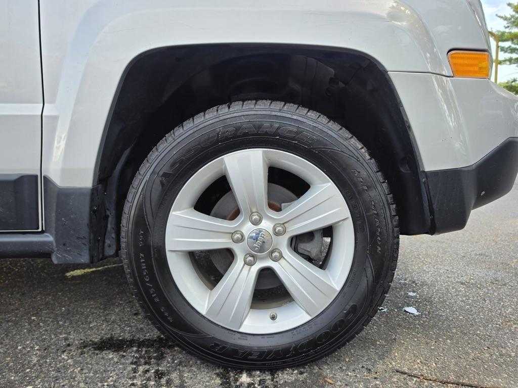 Jeep Patriot 4WD 4dr Sport 2012