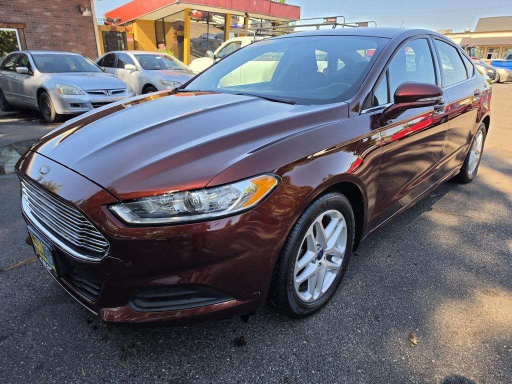 Ford Fusion 4dr Sdn SE FWD 2016