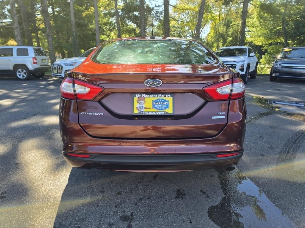 Ford Fusion 4dr Sdn SE FWD 2016