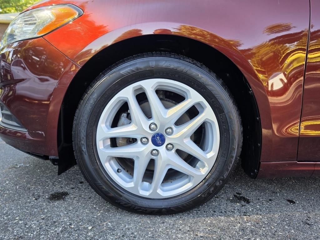 Ford Fusion 4dr Sdn SE FWD 2016