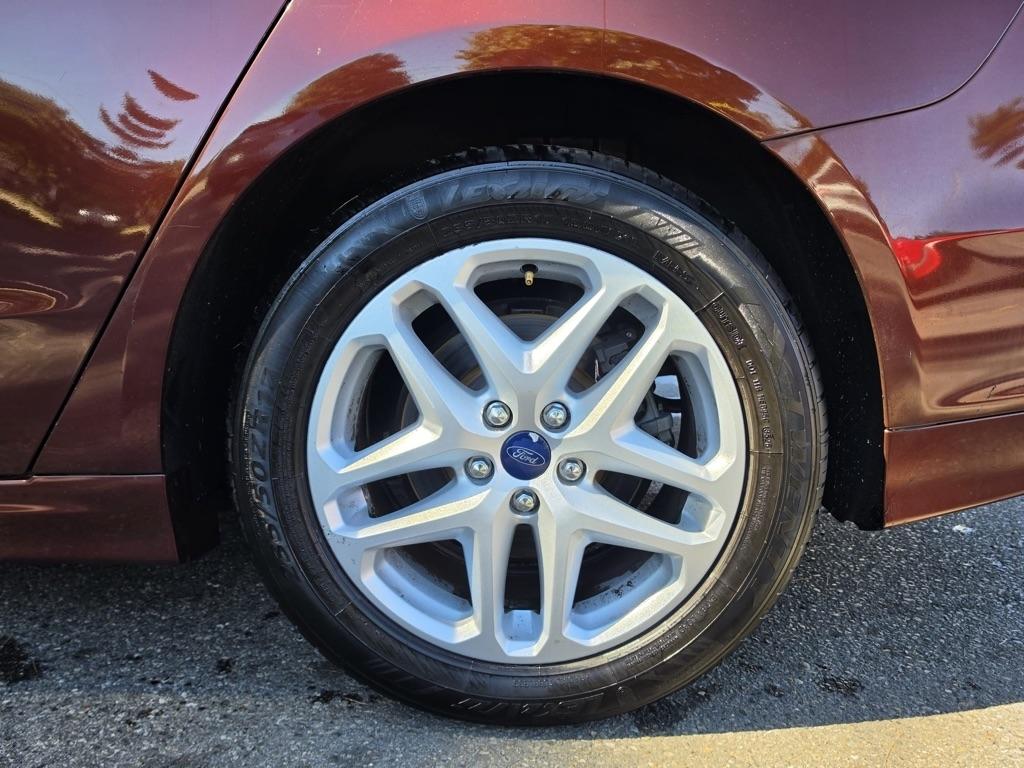 Ford Fusion 4dr Sdn SE FWD 2016