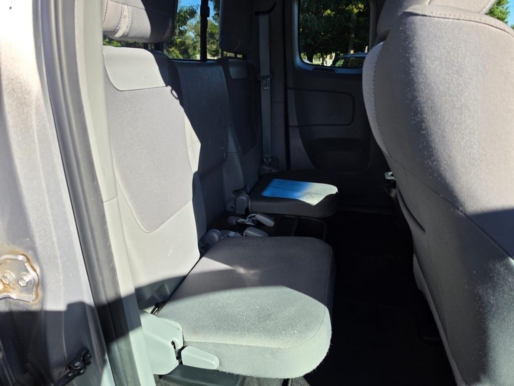 Toyota Tacoma 4WD Access Cab V6 MT (Natl) 2014