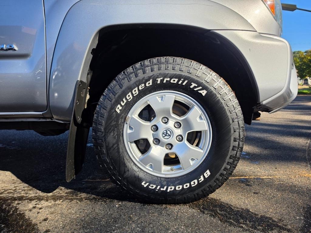 Toyota Tacoma 4WD Access Cab V6 MT (Natl) 2014