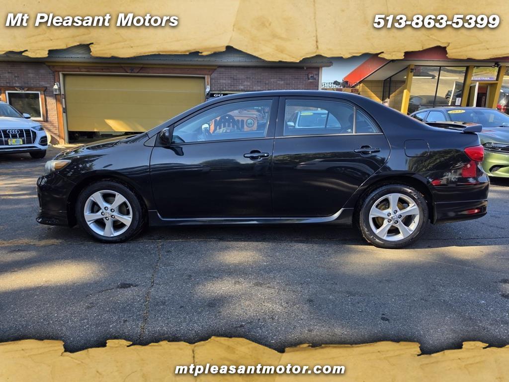 Toyota Corolla 4dr Sdn Man L (Natl) 2012