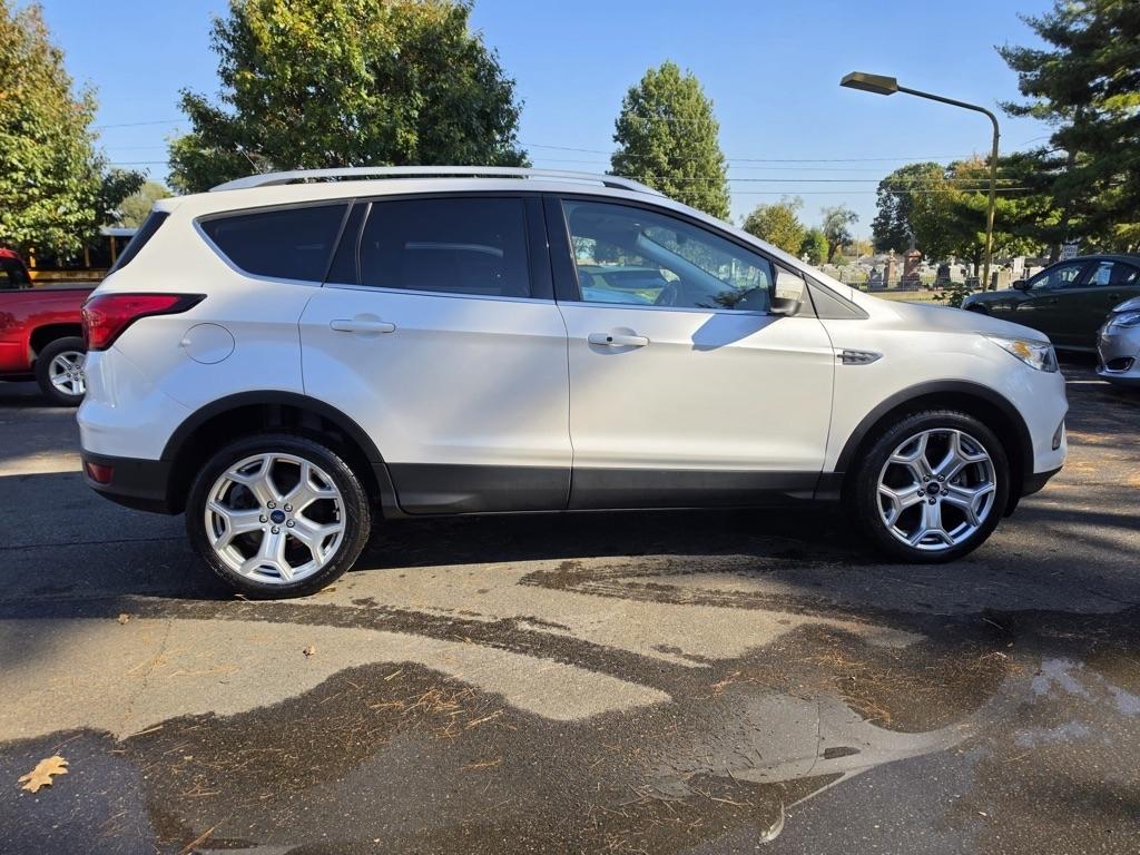 Ford Escape Titanium 4WD 2019