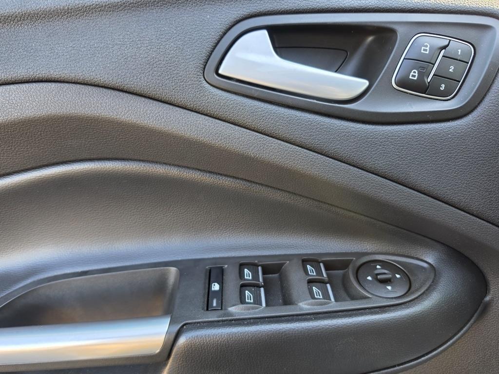 Ford Escape Titanium 4WD 2019