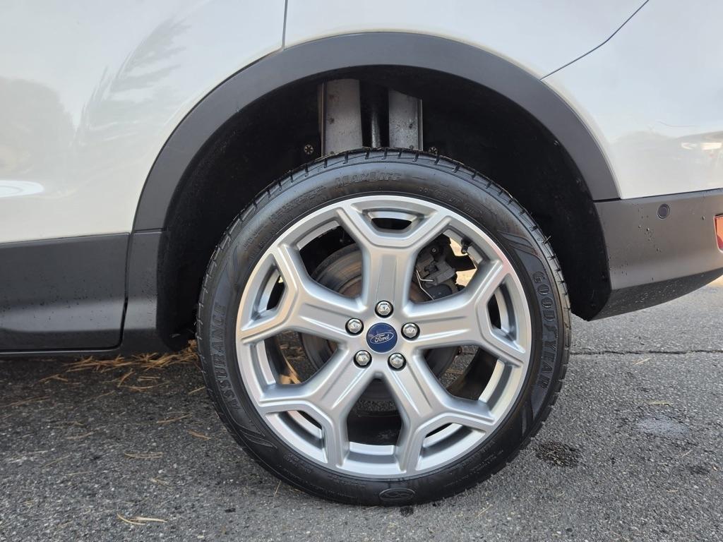 Ford Escape Titanium 4WD 2019