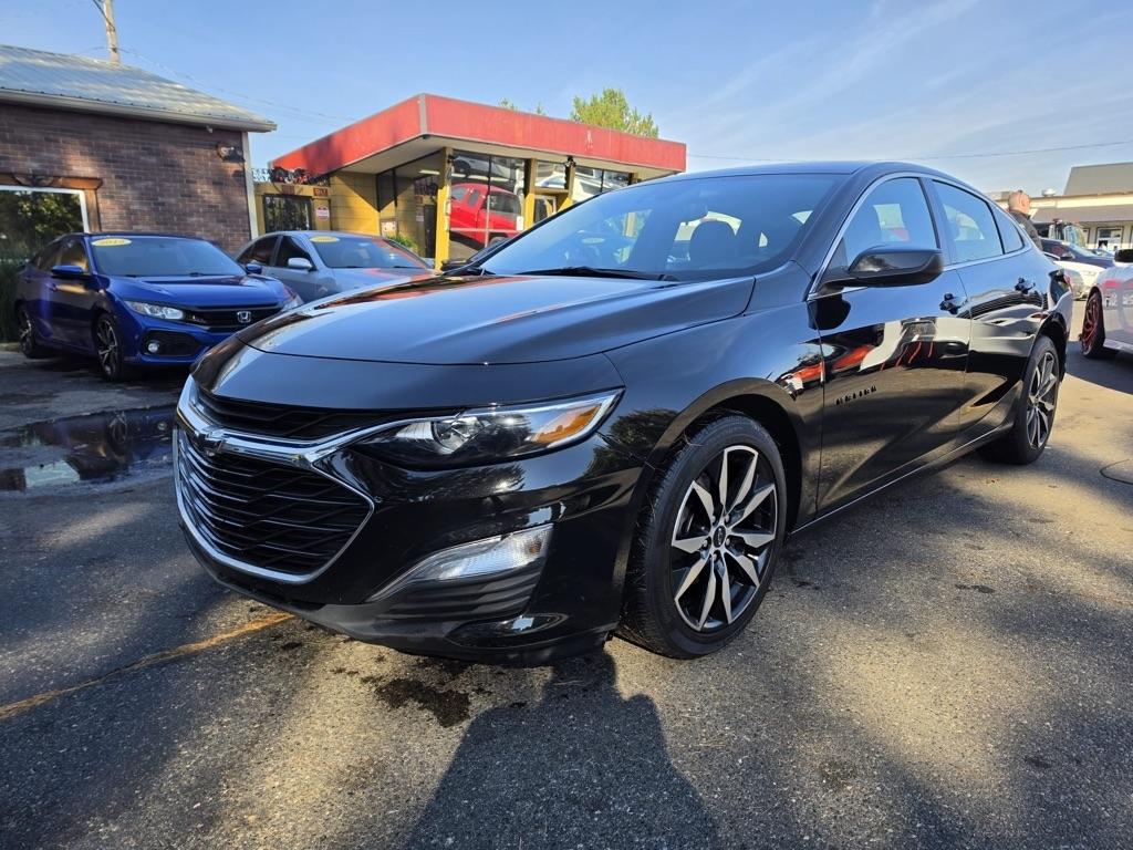 Chevrolet Malibu 4dr Sdn RS 2025