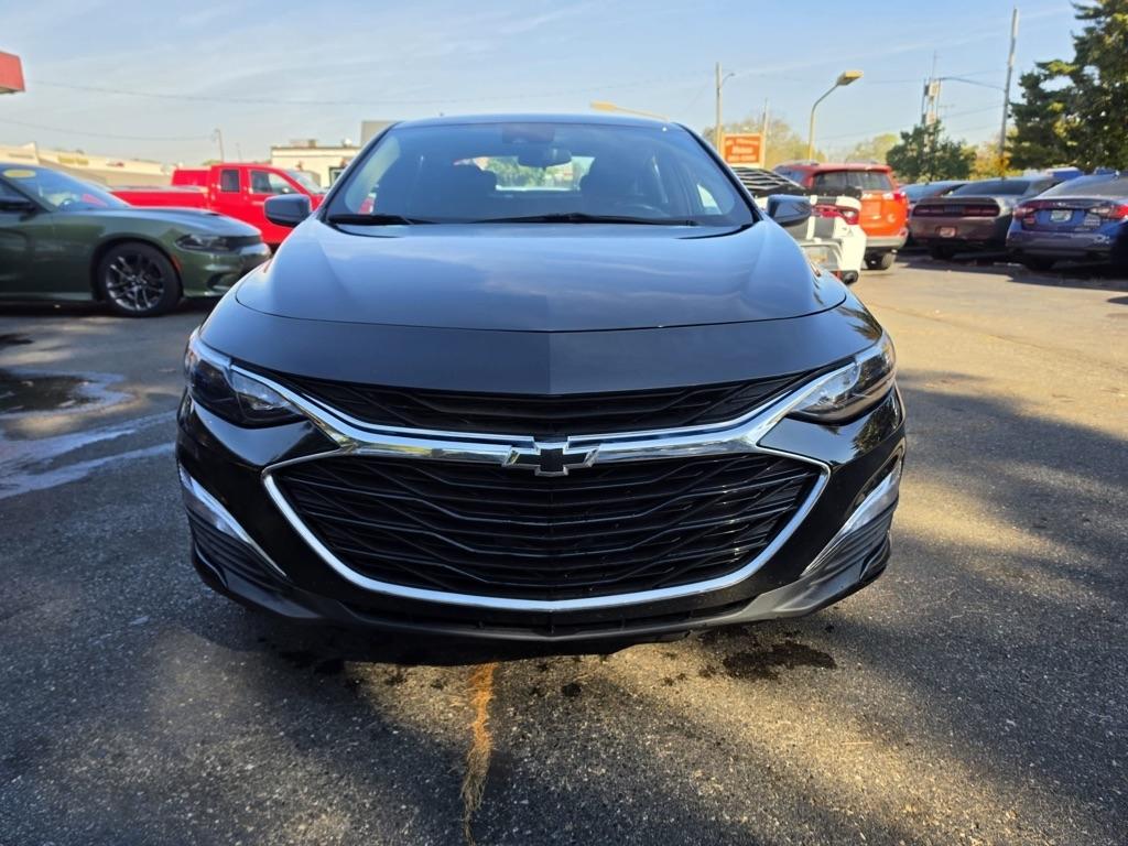 Chevrolet Malibu 4dr Sdn RS 2025