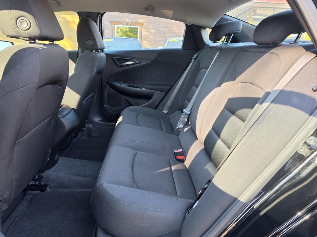 Chevrolet Malibu 4dr Sdn RS 2025