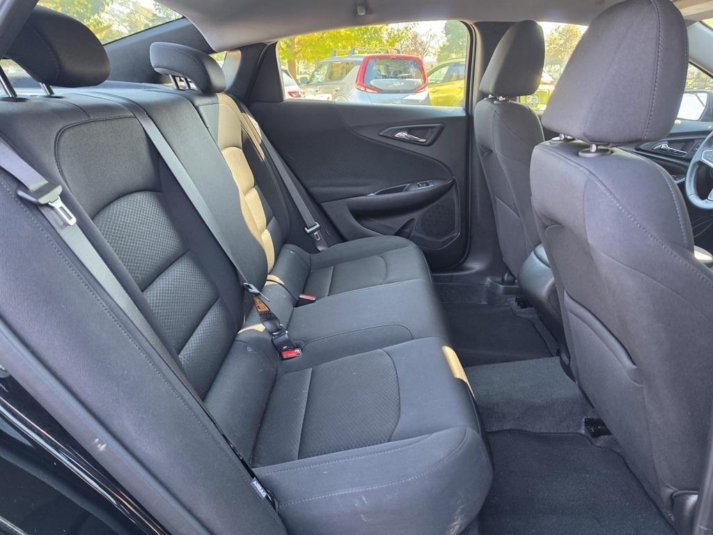 Chevrolet Malibu 4dr Sdn RS 2025