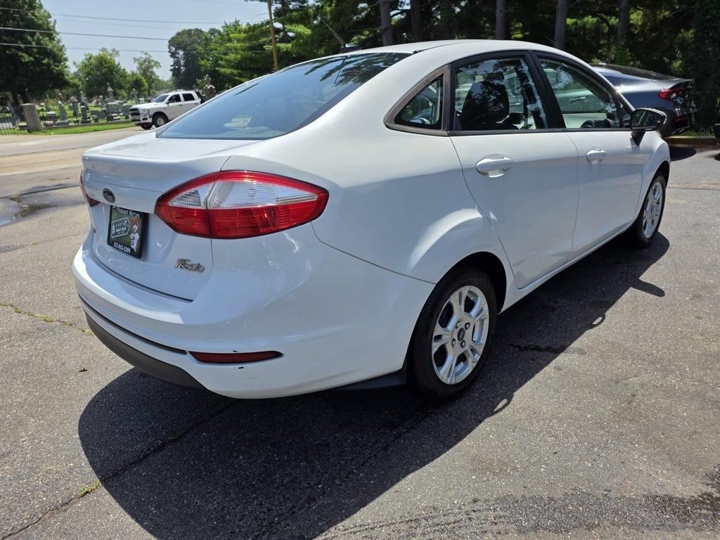 Ford Fiesta 4dr Sdn SE 2014
