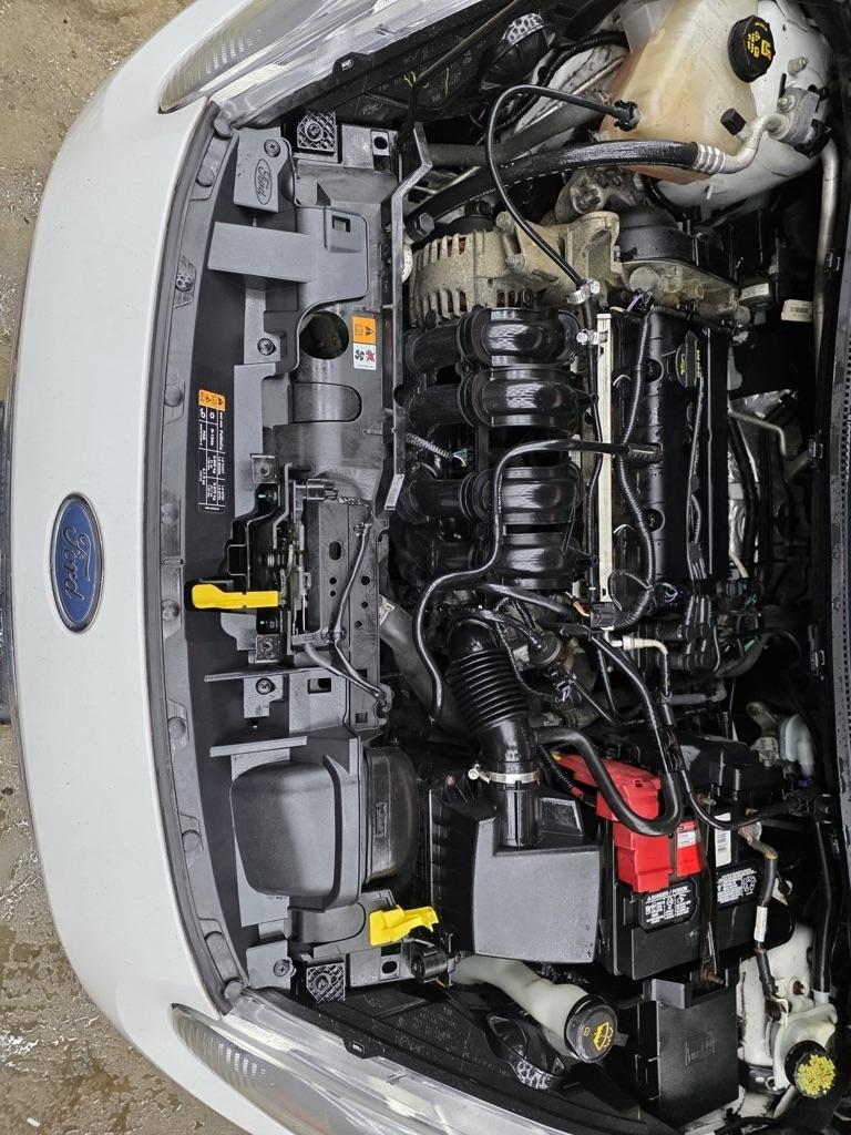 Ford Fiesta 4dr Sdn SE 2014