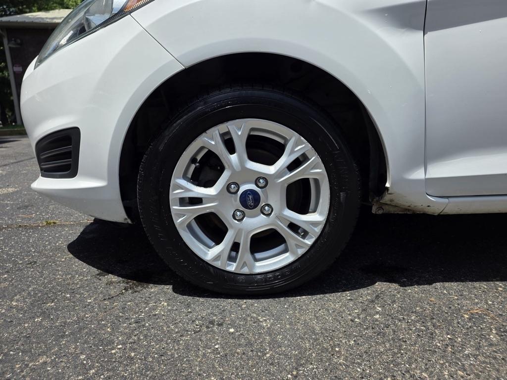 Ford Fiesta 4dr Sdn SE 2014