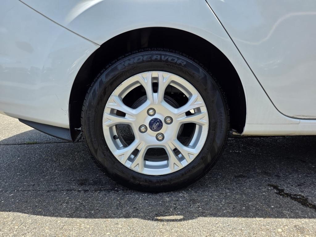 Ford Fiesta 4dr Sdn SE 2014