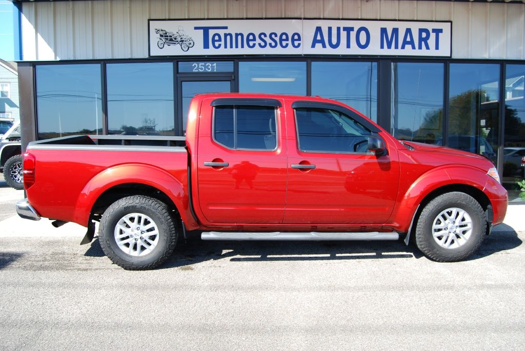 2014 Nissan Frontier SL Crew Cab 2WD