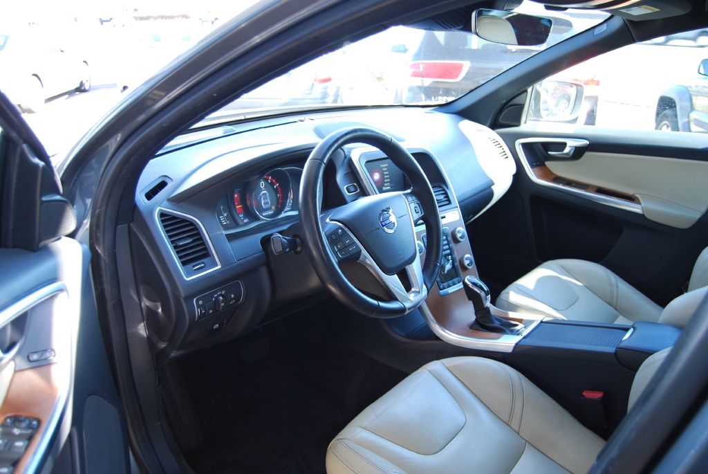 Volvo XC60 T6 Drive-E Platinum AWD 2016