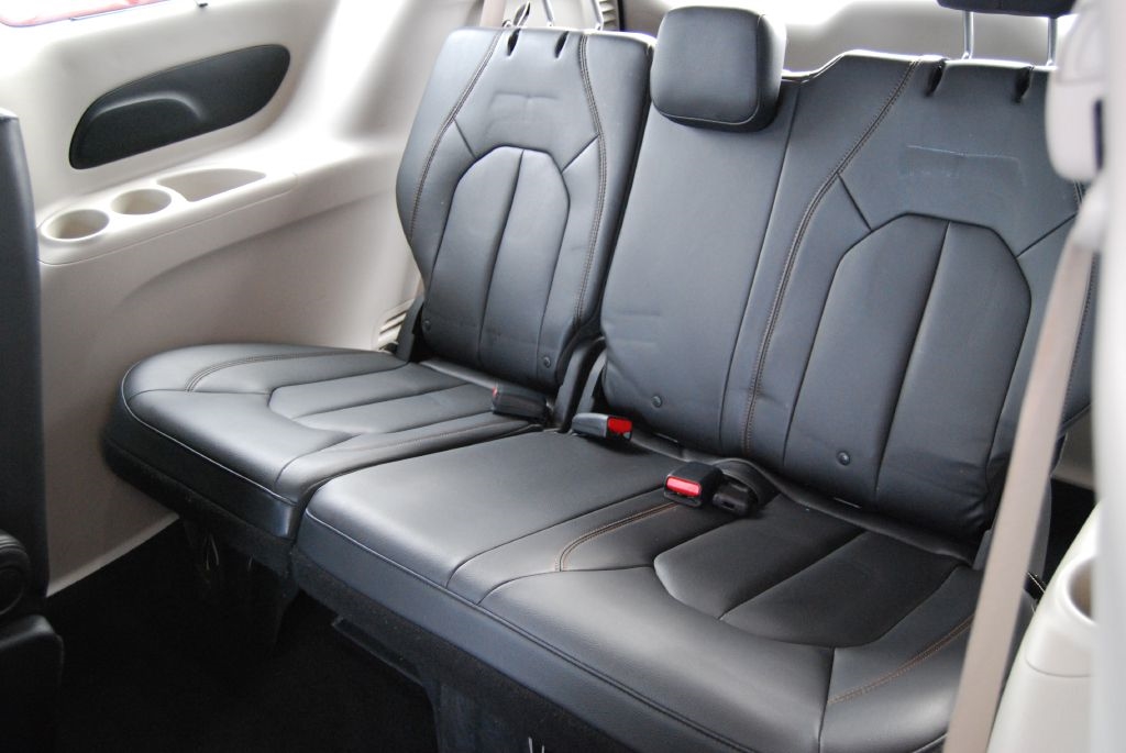 Chrysler Pacifica Touring-L 2017