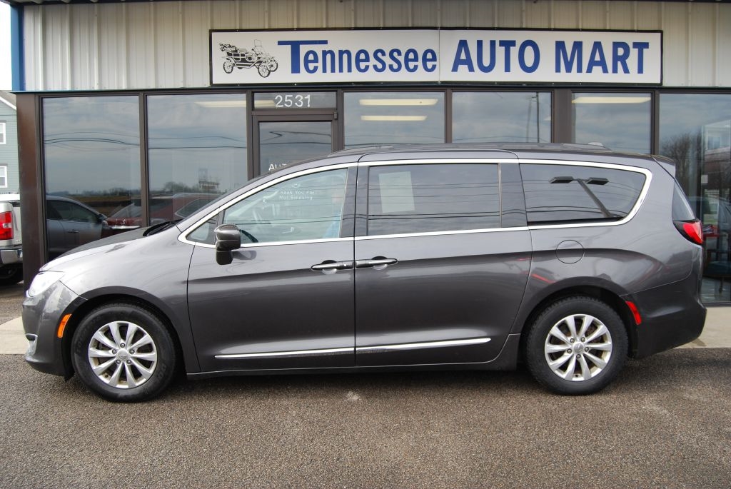 Chrysler Pacifica Touring-L 2017