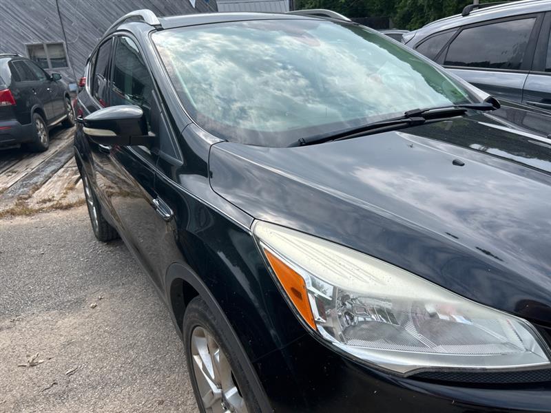 Ford Escape Titanium 4WD 2014