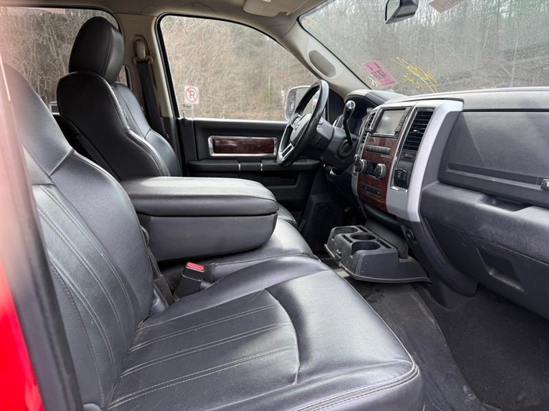 RAM 2500 Laramie Mega Cab 4WD 2012