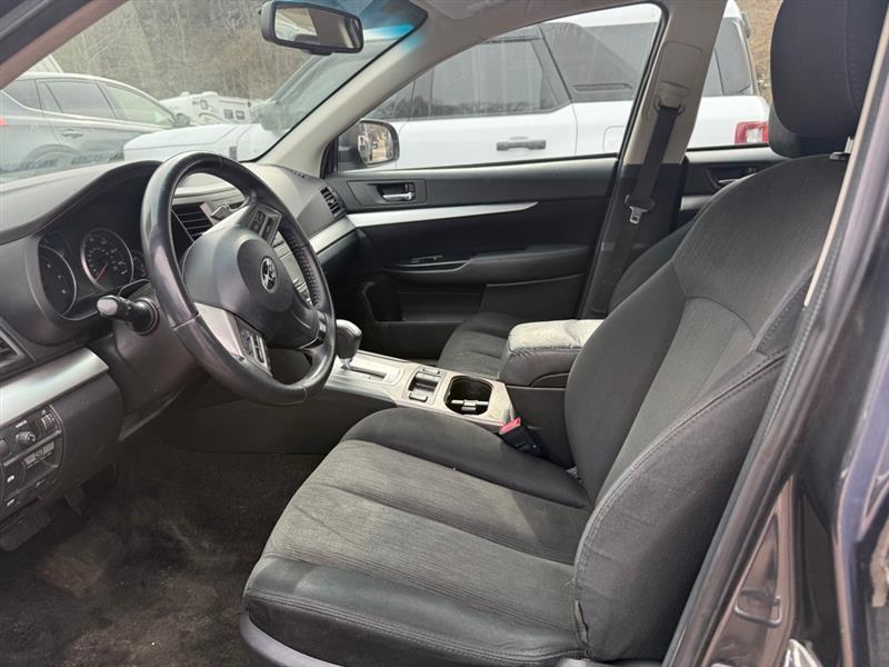 Subaru Legacy 2.5i Premium 2013