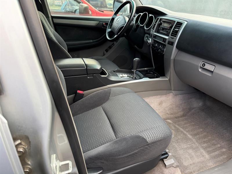 Toyota 4Runner SR5 V6 4WD 2005