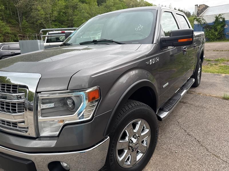 Ford F-150 XL SuperCrew 5.5-ft. Bed 4WD 2014