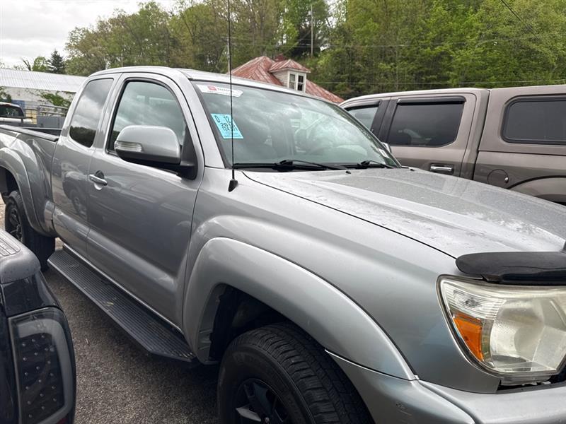 Toyota Tacoma Access Cab I4 5MT 4WD 2015