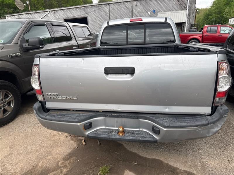 Toyota Tacoma Access Cab I4 5MT 4WD 2015