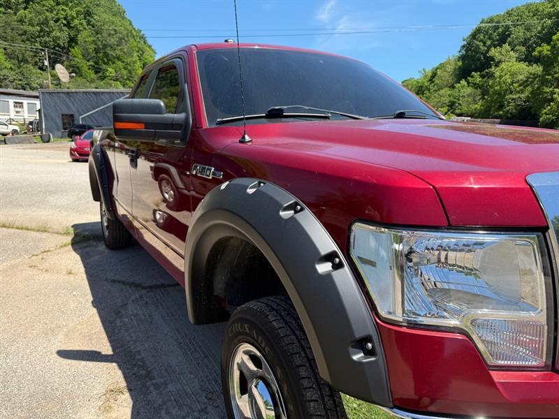 Ford F-150 XL SuperCab 8-ft. Bed 4WD 2013