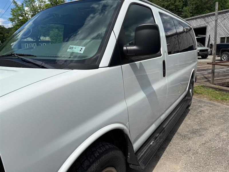 GMC Savana G2500 2008