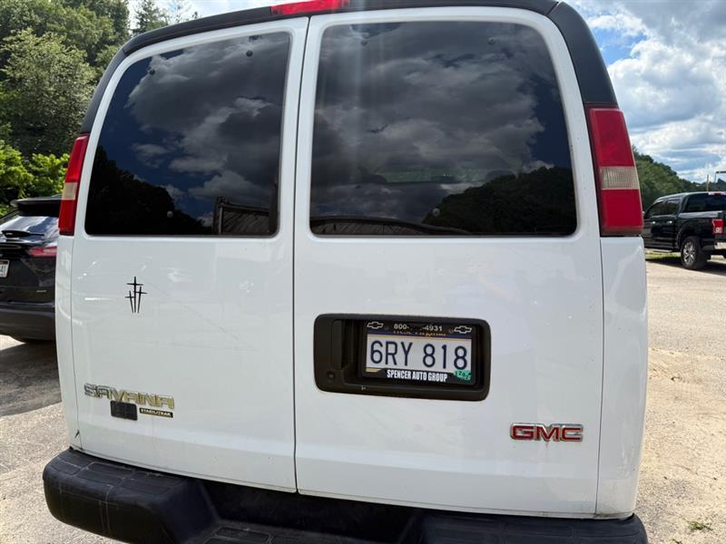 GMC Savana G2500 2008