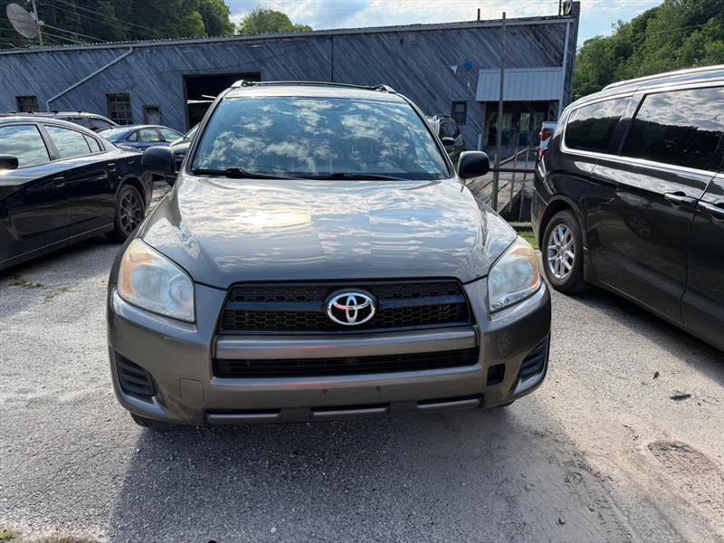 Toyota RAV4  2011